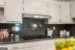1213 Poplar Grove Dr NE, Atlanta, GA 30306 - Photo 25