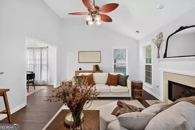 115 Hunterian Place, Newnan, GA 30265 - Photo 9