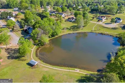 678 Bailey Drive, Jefferson, GA 30549 - Photo 5