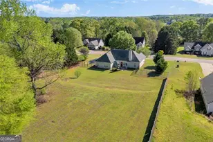 678 Bailey Dr, Jefferson, GA 30549 - Photo 35