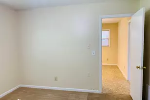 25 Martin St, Newnan, GA 30263 - Photo 11