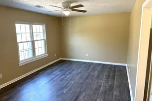 109 Sunset Ln, Newnan, GA 30263 - Photo 9