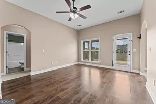 115 Winsted Ct, Perry, GA 31069 - Photo 5