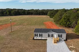 1499 Nancy Hart School Rd, Hartwell, GA 30643 - Photo 3