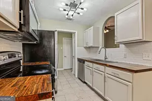 308 Park Pl, Ellabell, GA 31308 - Photo 11