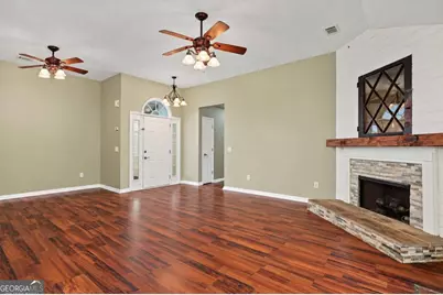 308 Park Place, Ellabell, GA 31308 - Photo 5