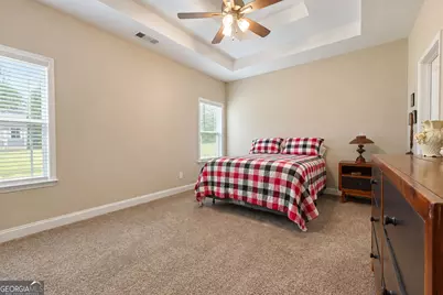 662 Grove Street, Barnesville, GA 30204 - Photo 37