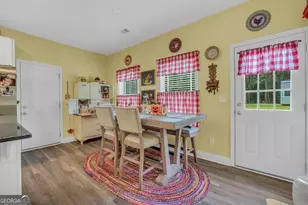 662 Grove St, Barnesville, GA 30204 - Photo 57