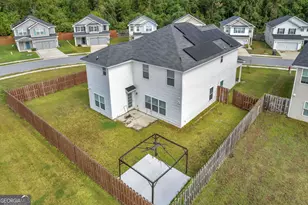 672 Fairview Cir, Hinesville, GA 31313 - Photo 5