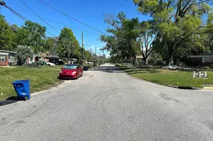 5233 Chivalry Dr, Jacksonville, FL 32208 - Photo 5