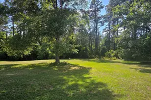 823 N Main St, Statesboro, GA 30458 - Photo 23