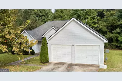206 Goldleaf Drive, Hampton, GA 30228 - Photo 1