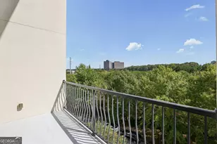 901 NE Abernathy Rd, Sandy Springs, GA 30328 - Photo 25