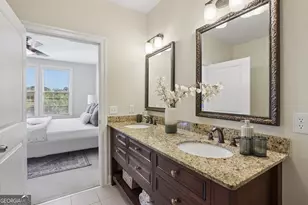 901 NE Abernathy Rd, Sandy Springs, GA 30328 - Photo 17