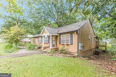 2492 Maple Street, East Point, GA 30344 - Photo 7