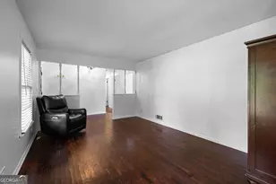 2045 Forest Dr, Fayetteville, GA 30214 - Photo 13