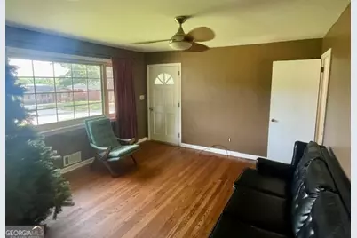 365 North Avenue, Hapeville, GA 30354 - Photo 9