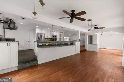 212 Kings Row, Marietta, GA 30067 - Photo 29