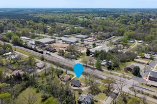 509 Carlton Ave, Union Point, GA 30669 - Photo 3