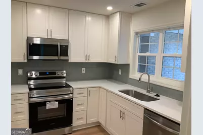 5440 Chemin De Vie NE, Sandy Springs, GA 30342 - Photo 3
