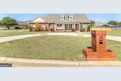 256 Ellicott Drive, Warner Robins, GA 31088 - Photo 1