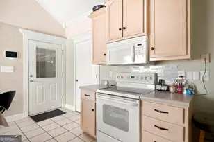 256 Ellicott Dr, Warner Robins, GA 31088 - Photo 13