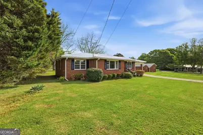 93 Carlton Avenue, Union Point, GA 30669 - Photo 3