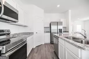 108 Bulloch Ct, Byron, GA 31008 - Photo 3