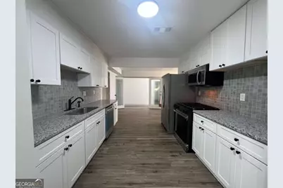 5760 Penfield Place, Atlanta, GA 30349 - Photo 3