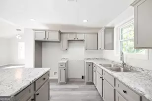 204 Thomas St, Dublin, GA 31021 - Photo 15