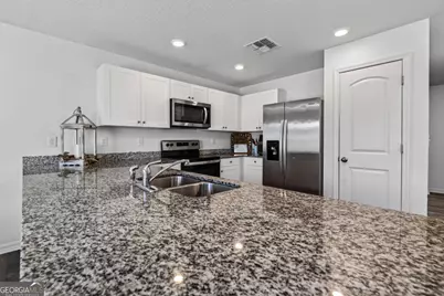 570 River Hill Dr, Welaka, FL 32193 - Photo 13