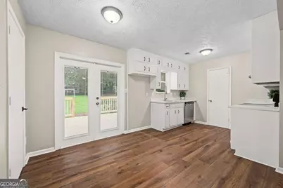 125 Pleasant Valley Road, McDonough, GA 30253 - Photo 15
