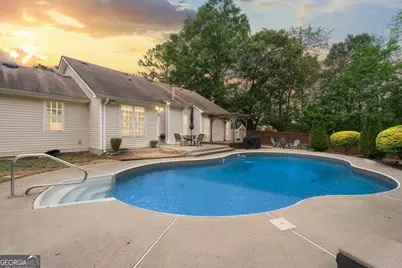 10 Chemin Place, Sharpsburg, GA 30277 - Photo 3