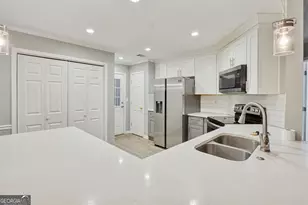 2880 Highpoint Rd, Snellville, GA 30078 - Photo 5