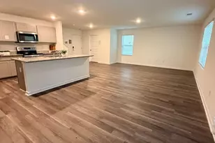 253 Coastal Dr, Statham, GA 30666 - Photo 5