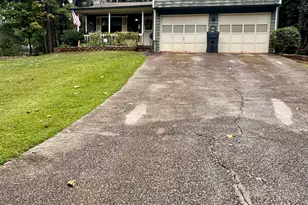 2754 Varlet Ct, Snellville, GA 30039 - Photo 3