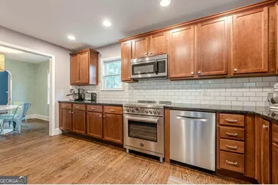 712 Berkeley Avenue NW, Atlanta, GA 30318 - Photo 15