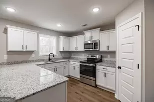 3584 Saddlebrook Dr, Loganville, GA 30052 - Photo 11
