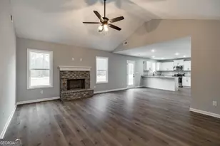 3584 Saddlebrook Dr, Loganville, GA 30052 - Photo 5