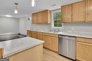 215 Falcon Ridge, Newborn, GA 30056 - Photo 7