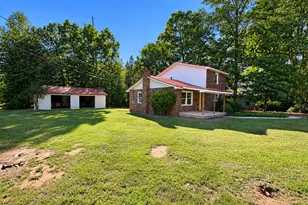 348 Knottywood Dr, Lavonia, GA 30553 - Photo 9