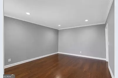 1055 Club Place NE, Atlanta, GA 30319 - Photo 11