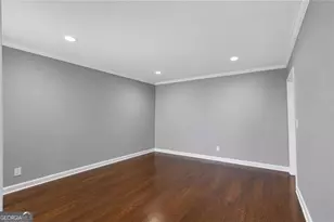 1055 Club Pl NE, Atlanta, GA 30319 - Photo 11