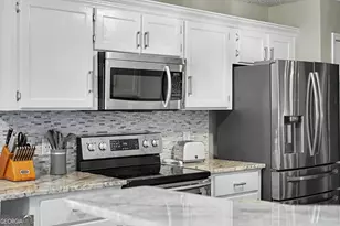109 Runner Rd, Savannah, GA 31410 - Photo 13