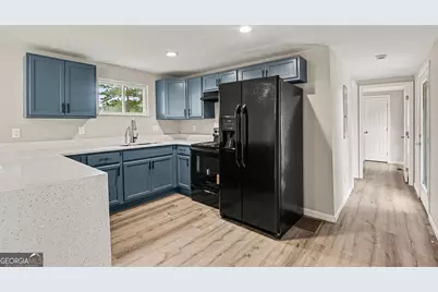 219 Lake Circle, Newnan, GA 30263 - Photo 11