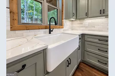 1878 Sweetwater Dr, Clarkesville, GA 30523 - Photo 17