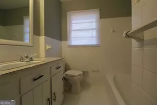 16 Greenleaf Dr SW, Rome, GA 30165 - Photo 5