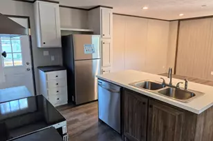 20 Spencer Dr, Ellenwood, GA 30294 - Photo 3