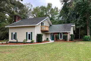 216 Wildwood Dr, Statesboro, GA 30458 - Photo 1