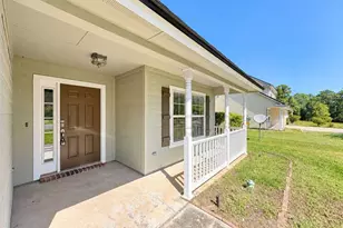 313 Gary Cir, Saint Marys, GA 31558 - Photo 3